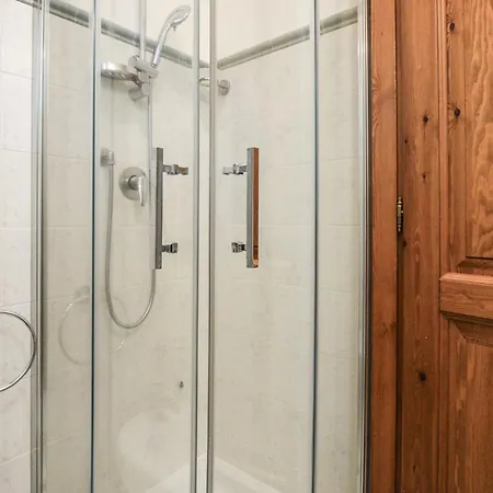 Anticheterme Trilocale Apartment
