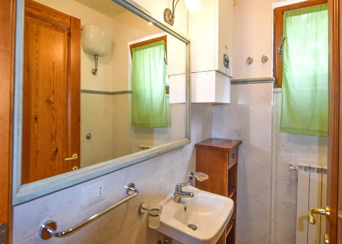 Anticheterme Trilocale 소르나노